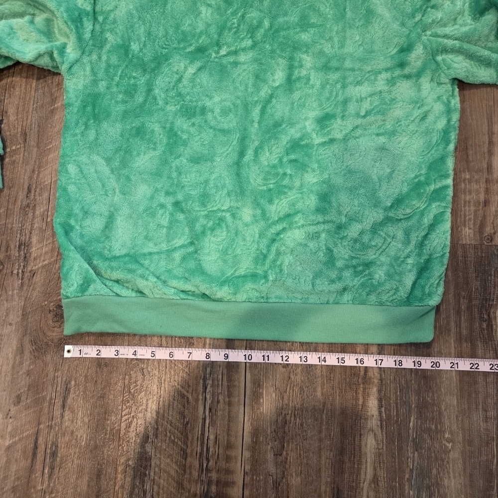 The Grinch Green Plush Fuzzy Sweatshirt Dr. Seuss Junior XL (15-17) Christmas - Picture 10 of 10